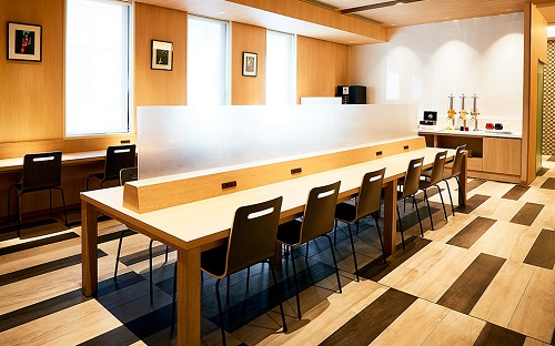 Restaurant/Dining